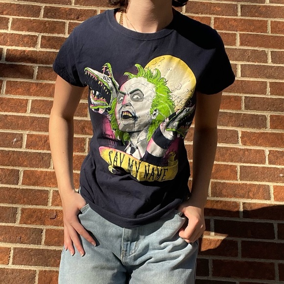 SOLD Beetlejuice graphic tee - Picture 5 of 8